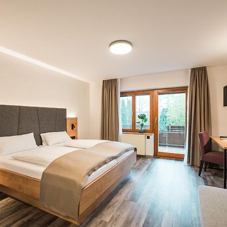 Hotel Goldener Engel Ihringen Bagian luar foto