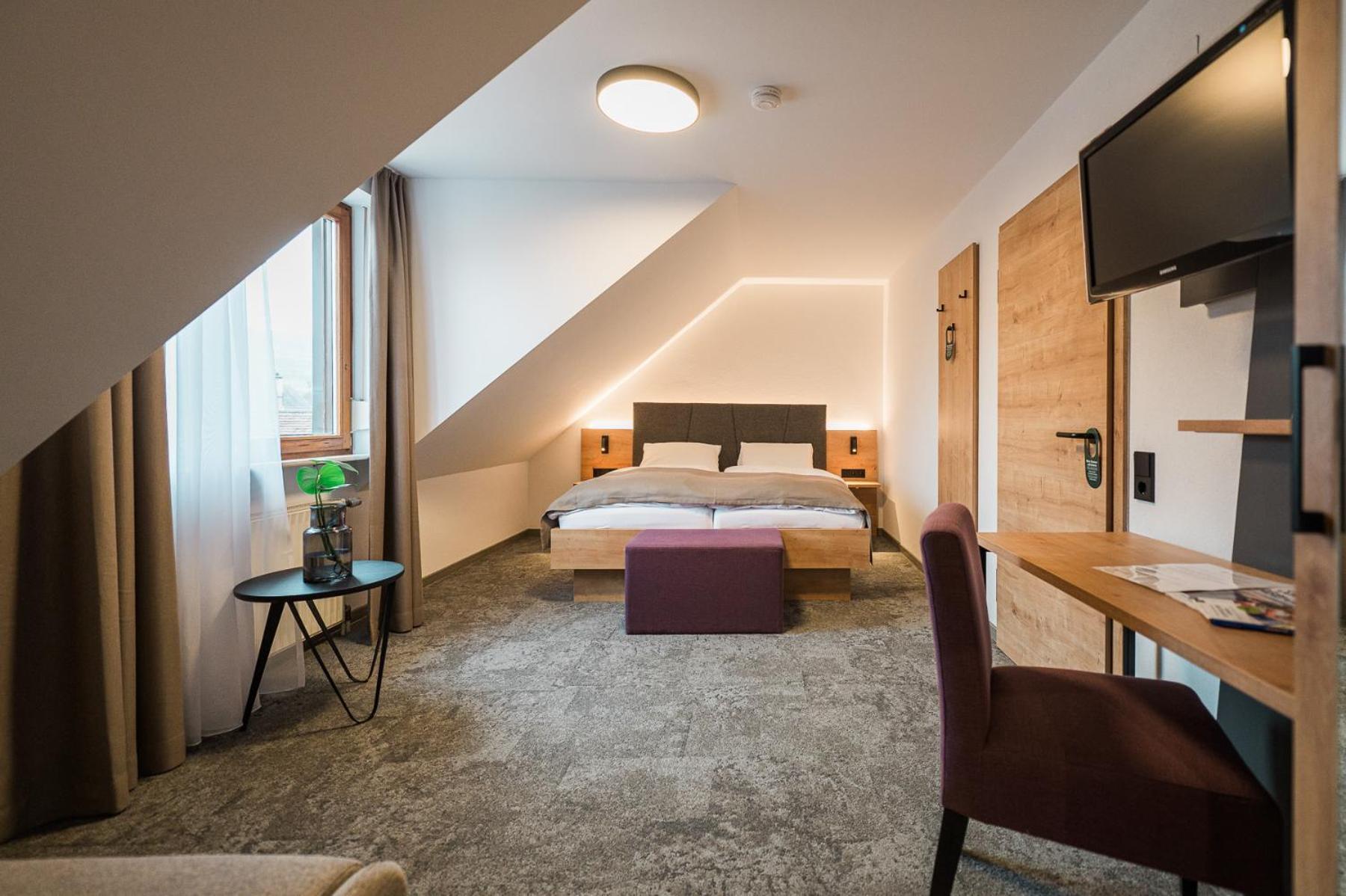 Hotel Goldener Engel Ihringen Bagian luar foto