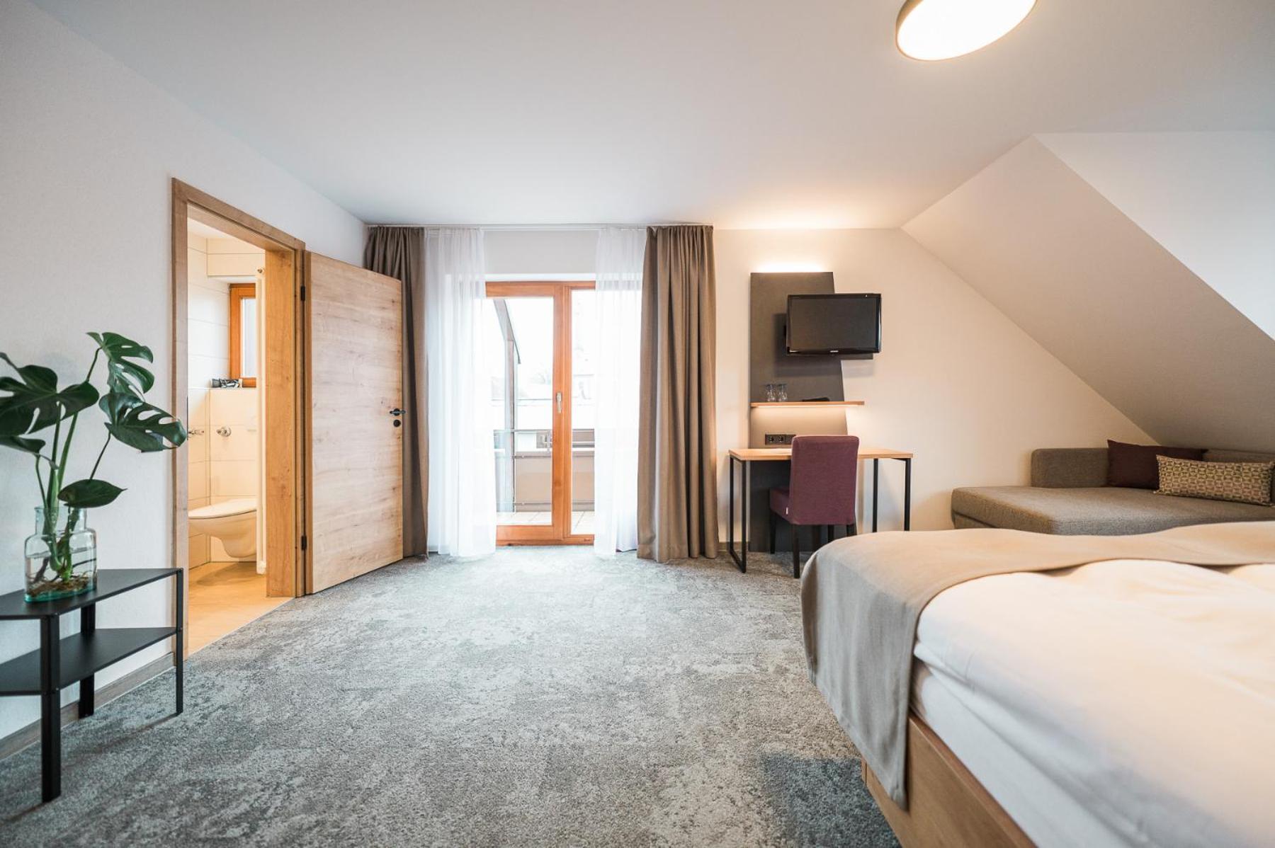 Hotel Goldener Engel Ihringen Bagian luar foto